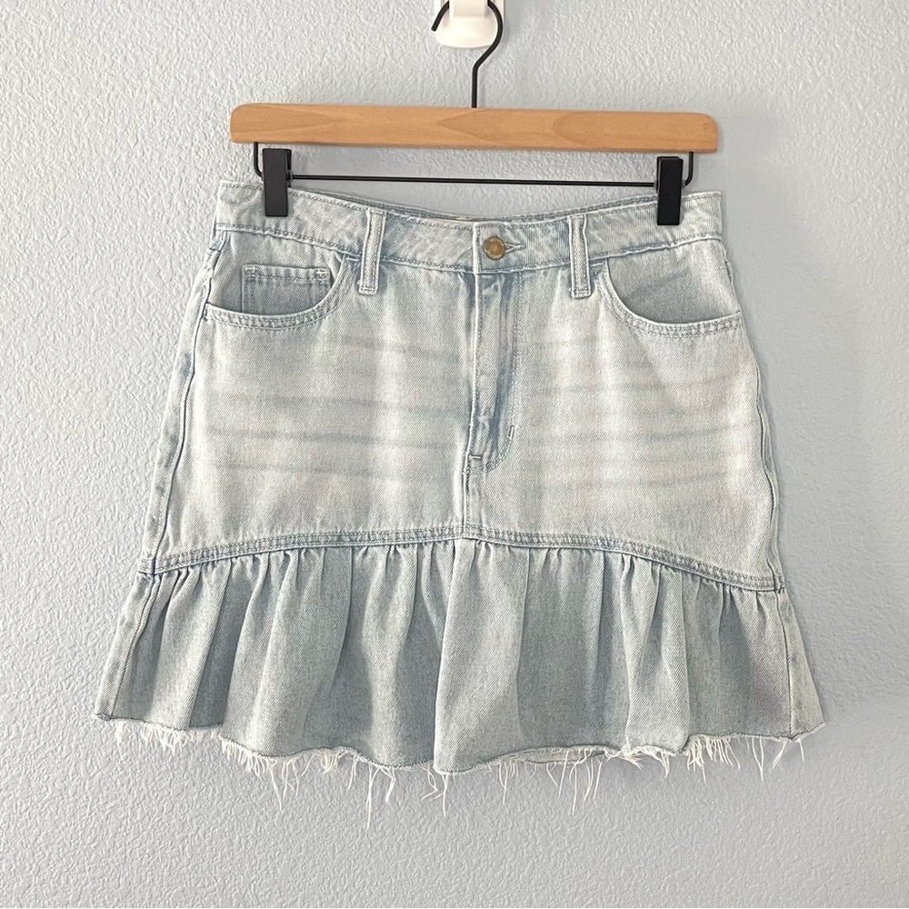 Hollister Ultra High-Rise Flare Skirt